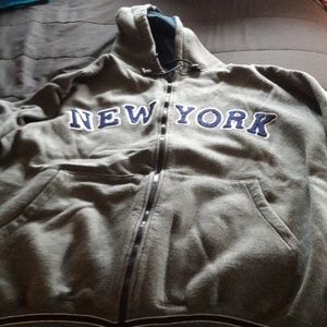 New York sweat suit